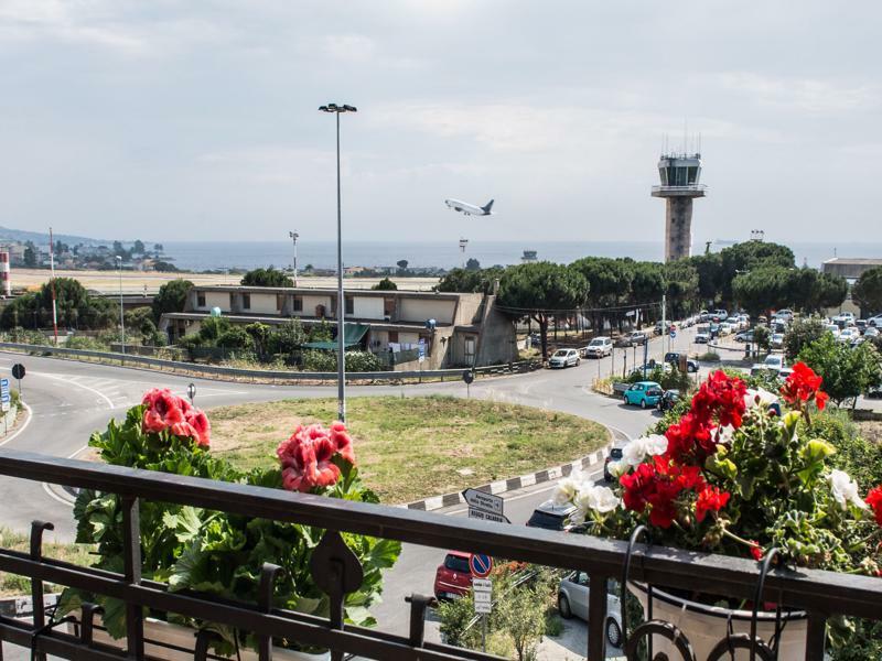 Airport House B&B Reggio Calabria Exterior foto
